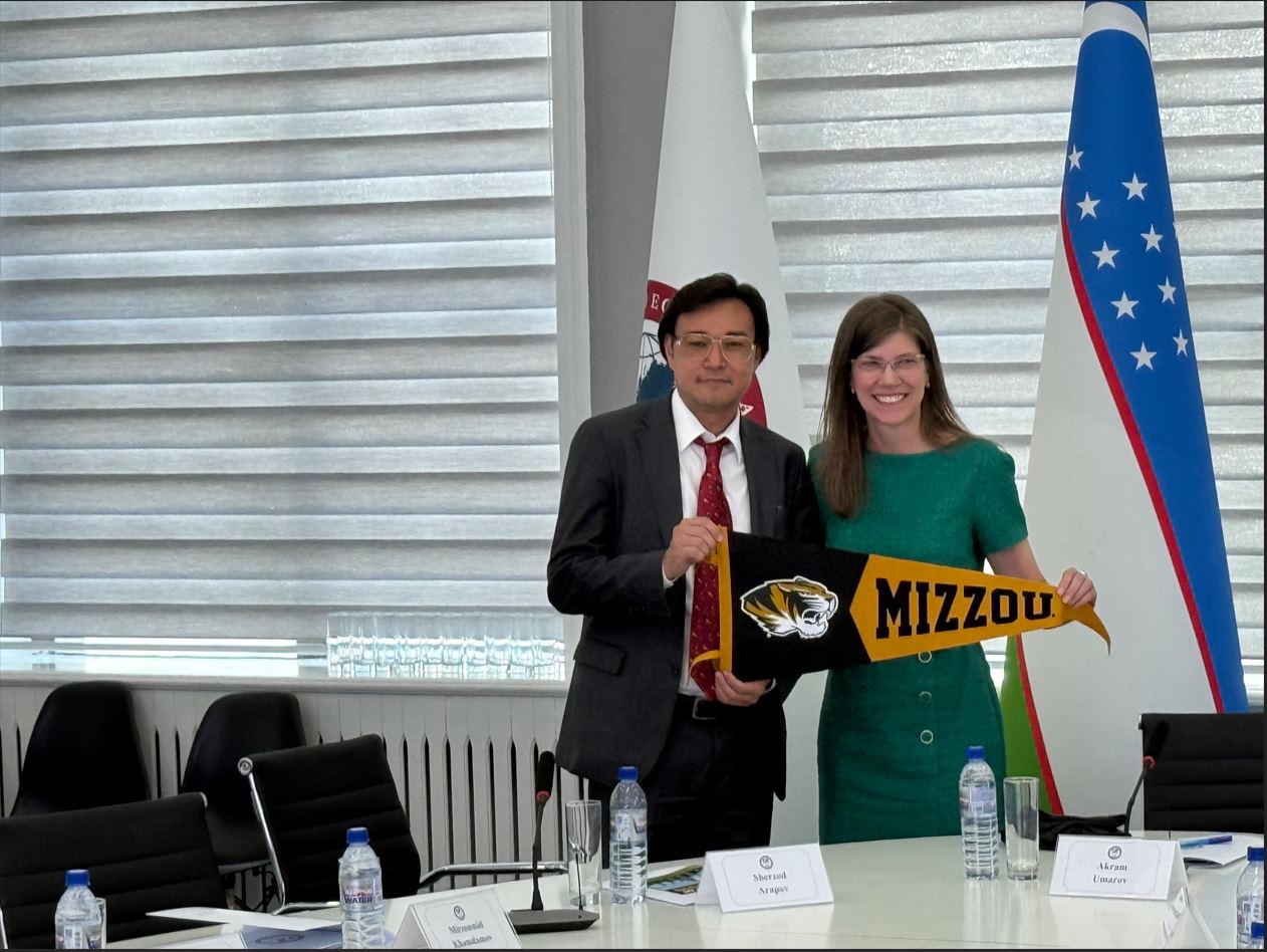 Adygea qizlar bilan porno