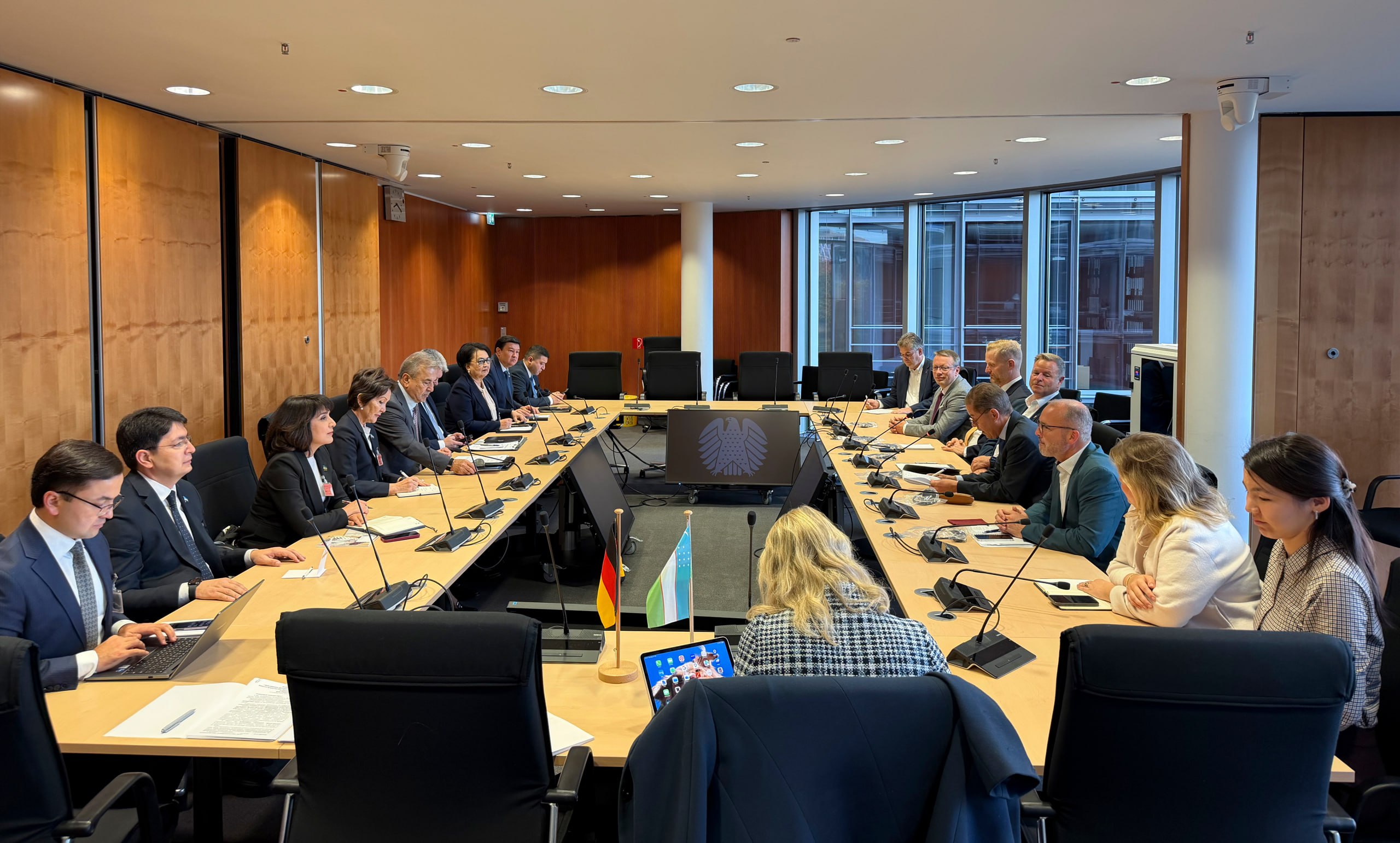 UWED Rector Meets with Representatives of the German Bundestag’s Parliamentary Friendship Group