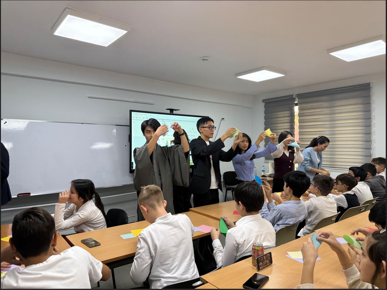 Origami master class was held at UWED