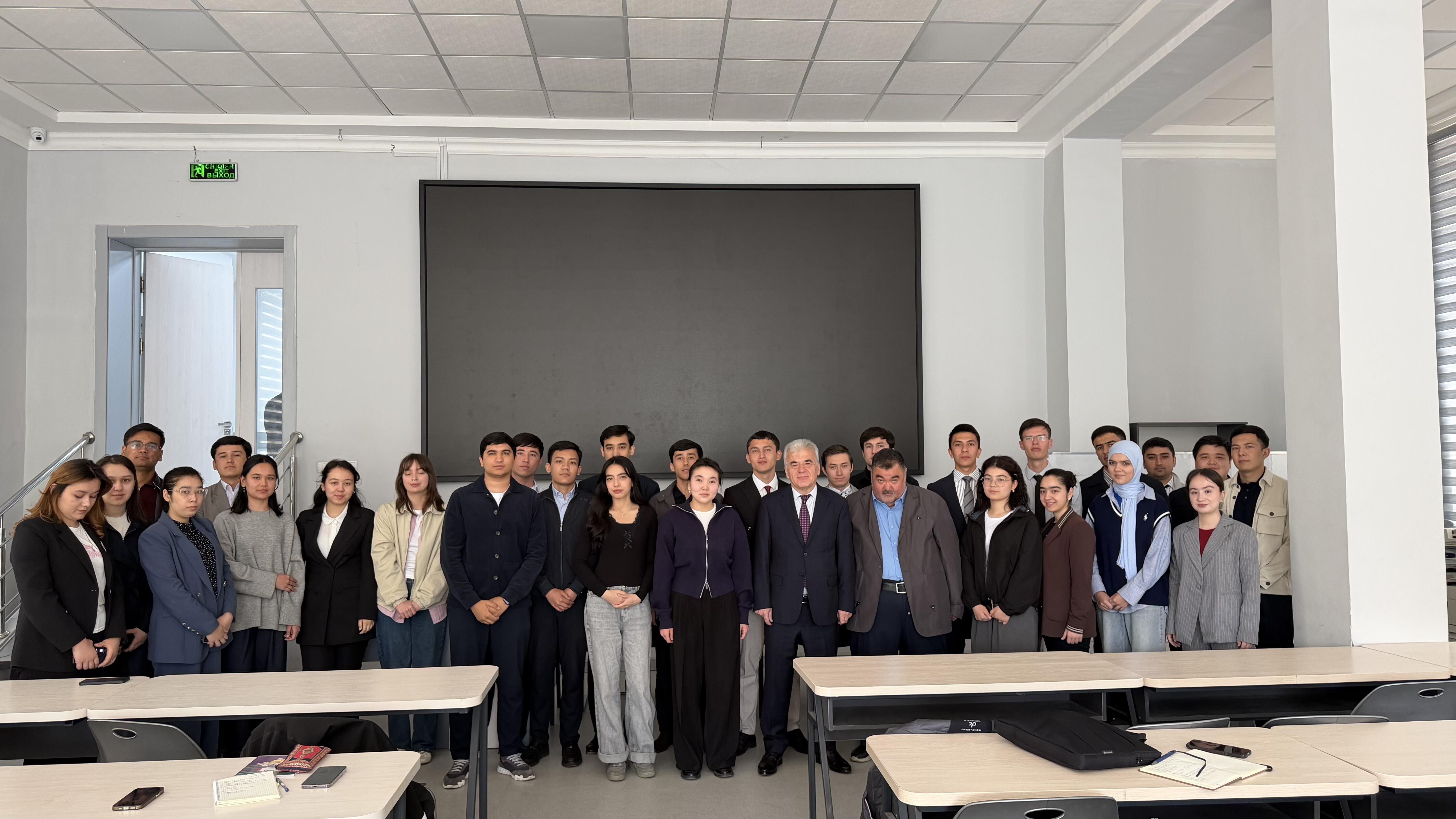 An Open Lecture with an Experienced Diplomat held at UWED