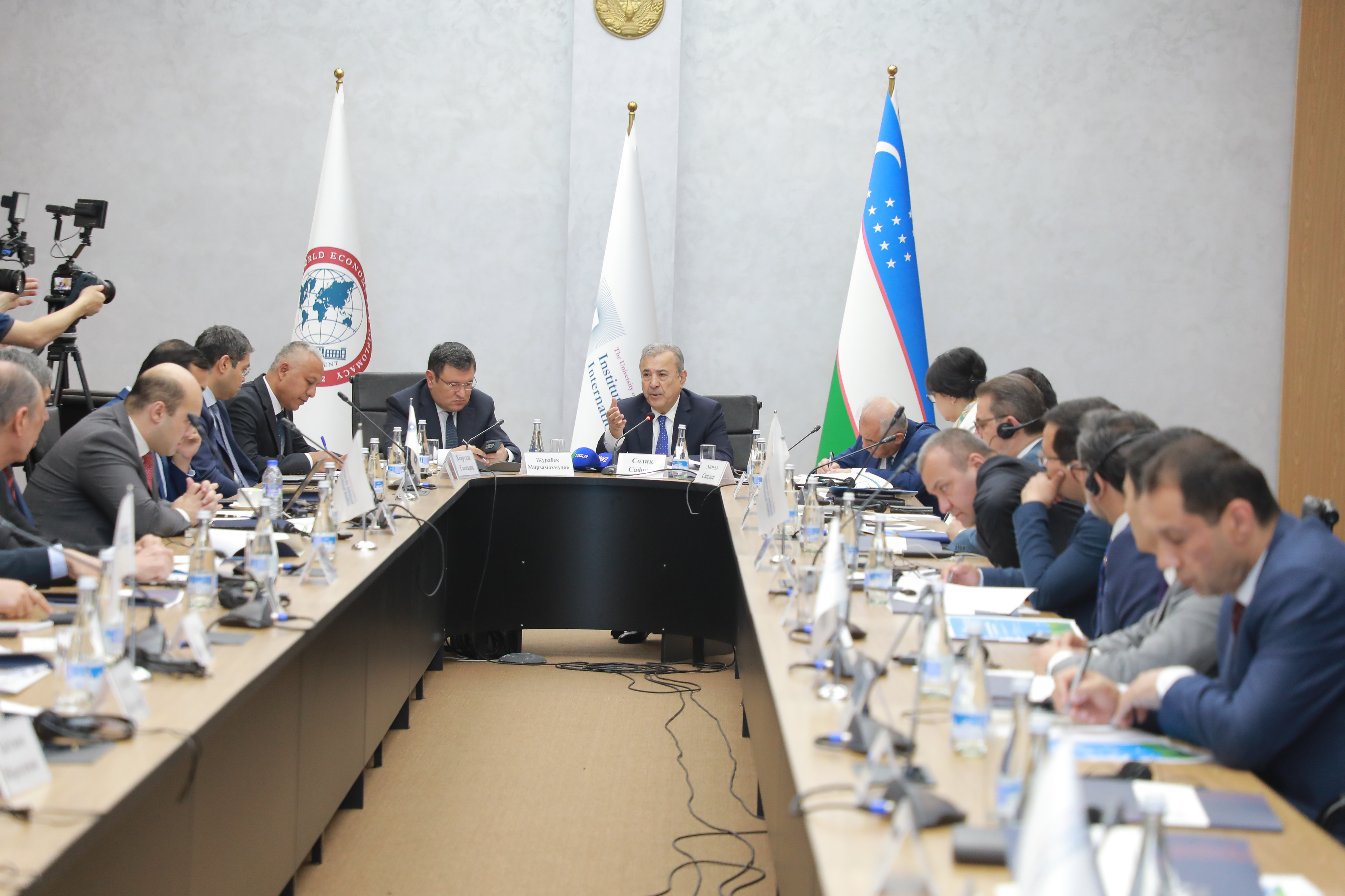 An international round table on energy issues was held at the University of World Economy and Diplomacy