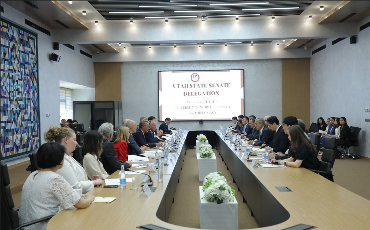 Yuta shtati Senati delegatsiyasi Jahon iqtisodiyoti va diplomatiya universitetiga tashrif buyurdi