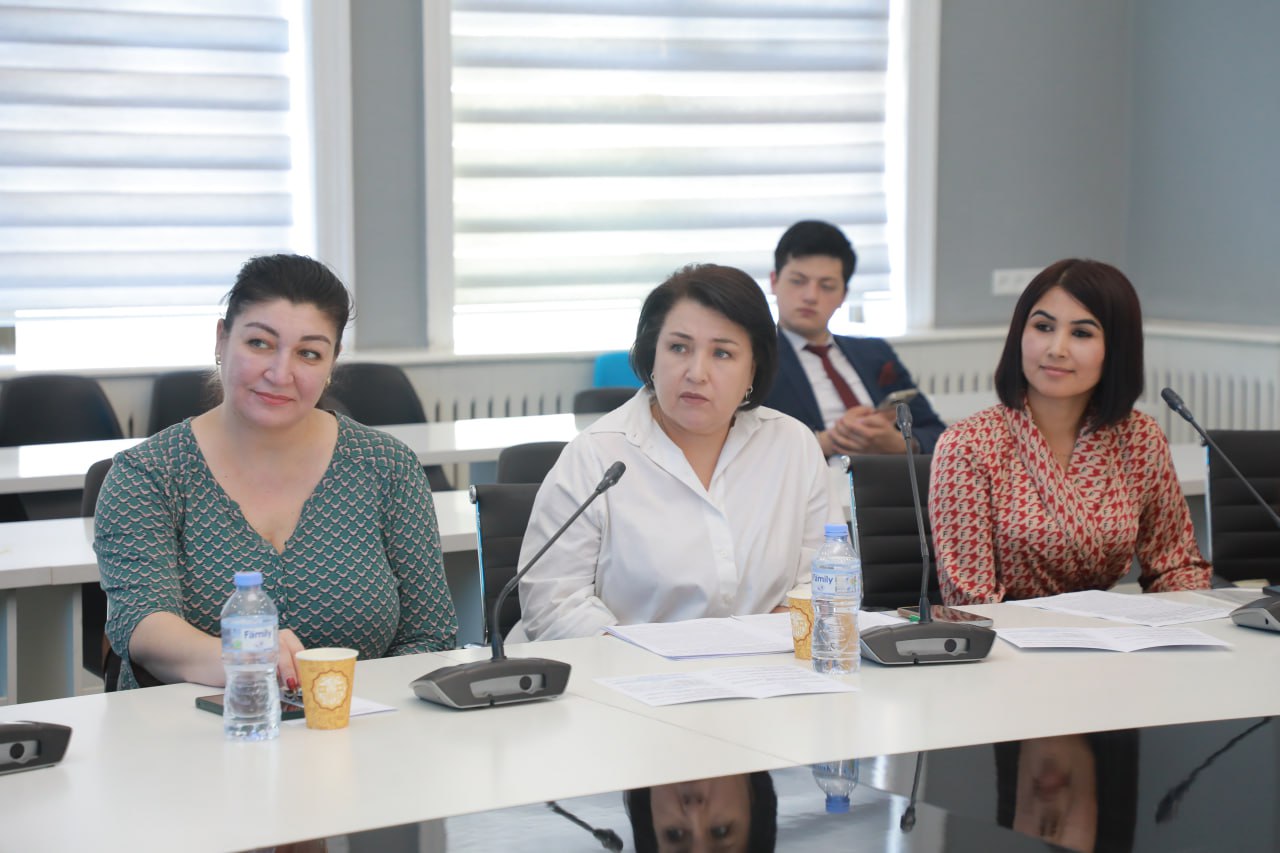 A seminar on interactive methods of teaching languages was held at UWED
