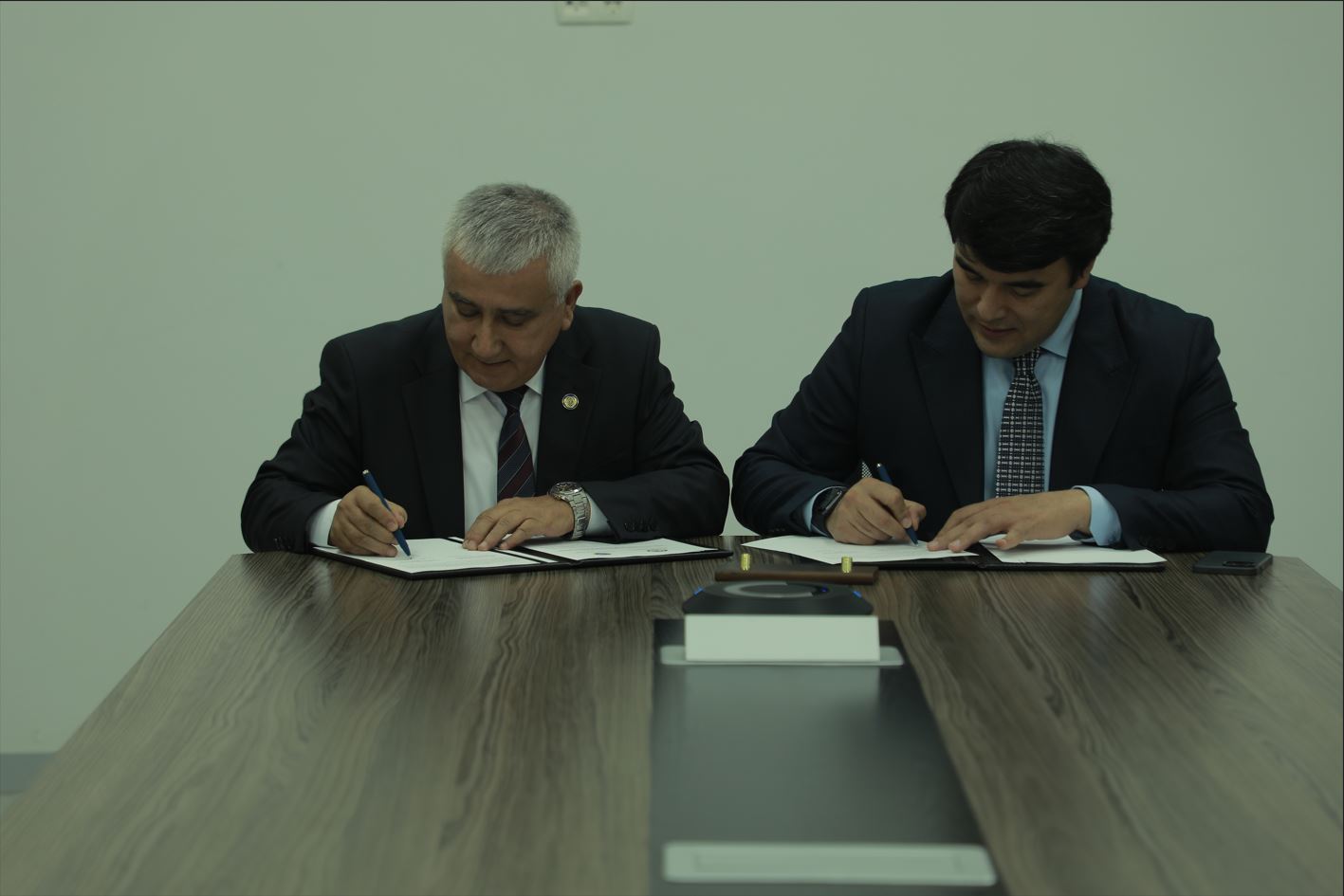 JIDUda Advokatlar palatasi raisi bilan uchrashuv va hamkorlik bitimini imzolash marosimi bo‘lib o‘tdi