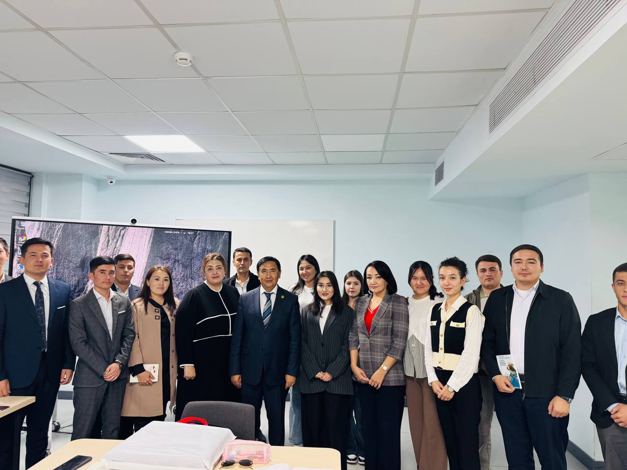 The leading expert held a master class within the framework of the discipline “Leader's Oratory”