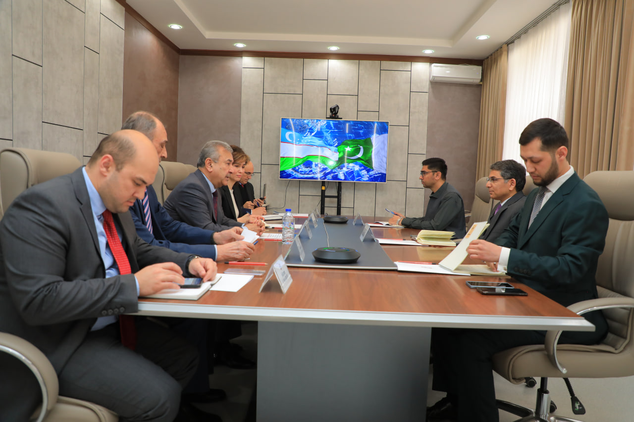 Содык Сафоев принял Чрезвычайного и Полномочного Посла Пакистана в Узбекистане Ахмеда Фарука