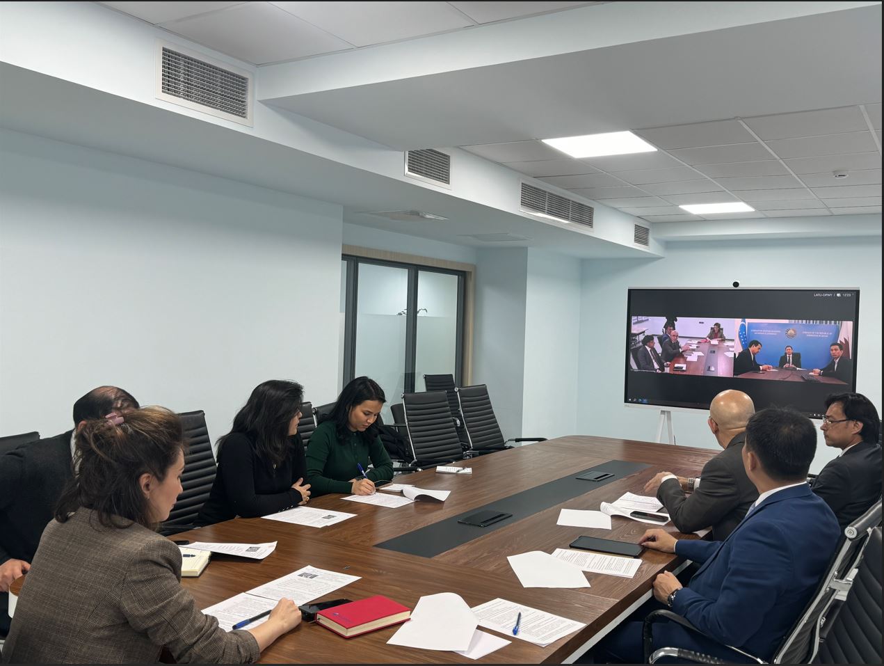 Online Meeting with the Ambassador of the Republic of Uzbekistan to Qatar Held at UWED