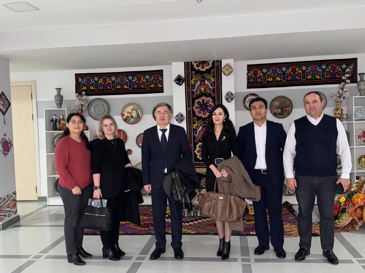 Встреча на тему «Конституция – основа нашего государства» совместно с представителями УМЭД и школы № 294