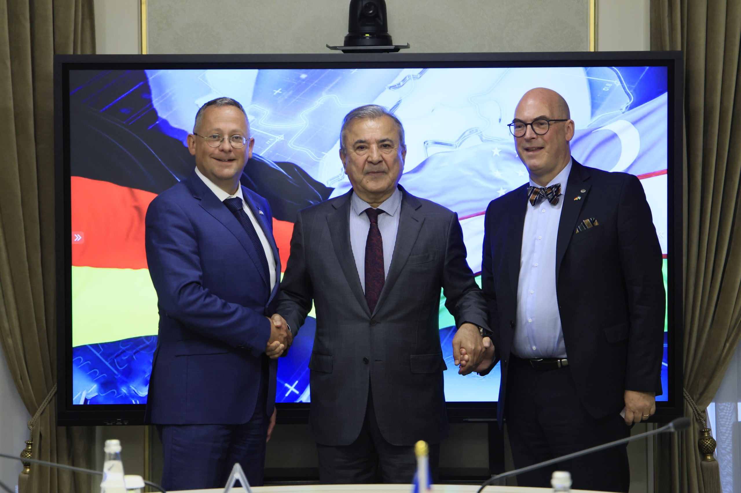UWED Rector meets with German Bundestag deputies
