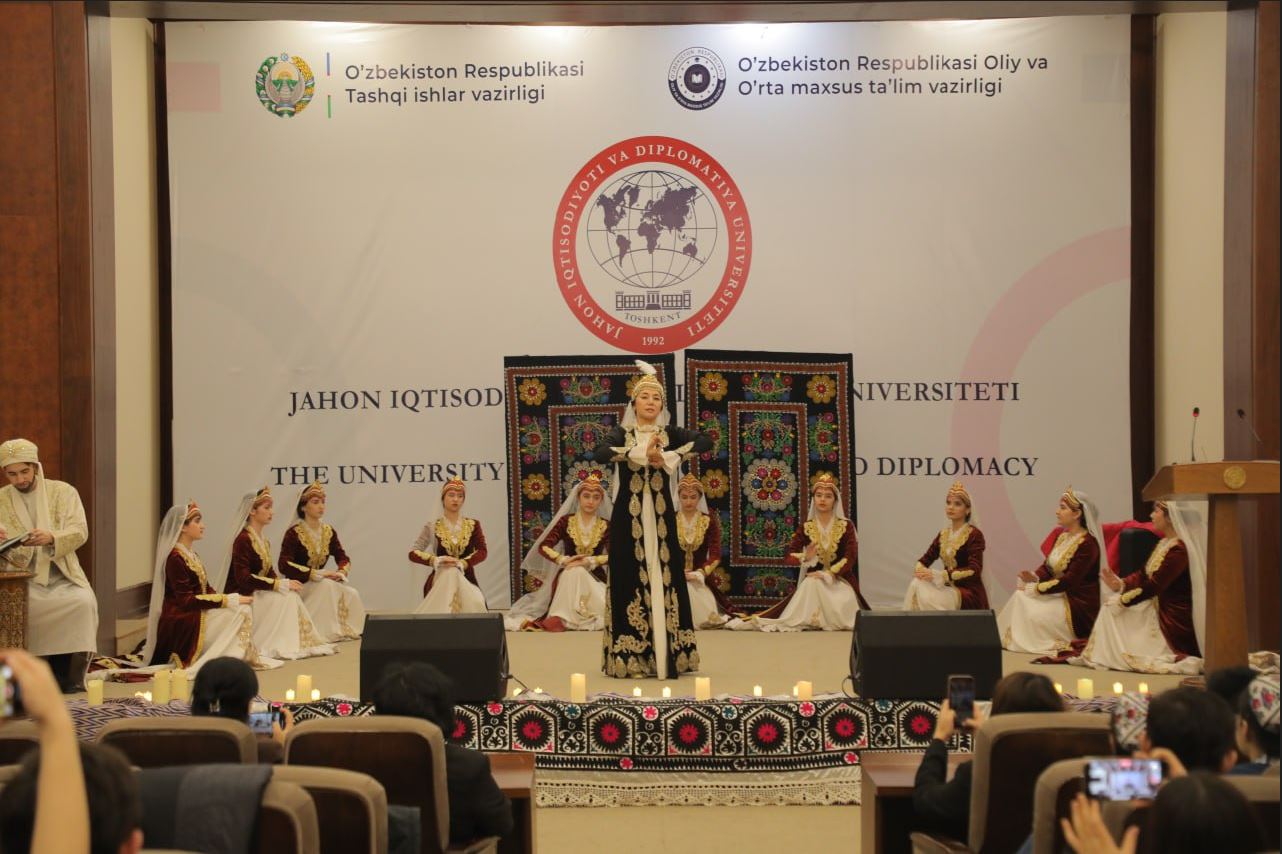 JIDUda “Ikki buyuk siymo adabiy merosi” shiori ostida “Navoiy va Boburni bilasizmi?” nomli fakultetlararo bellashuv o‘tkazildi