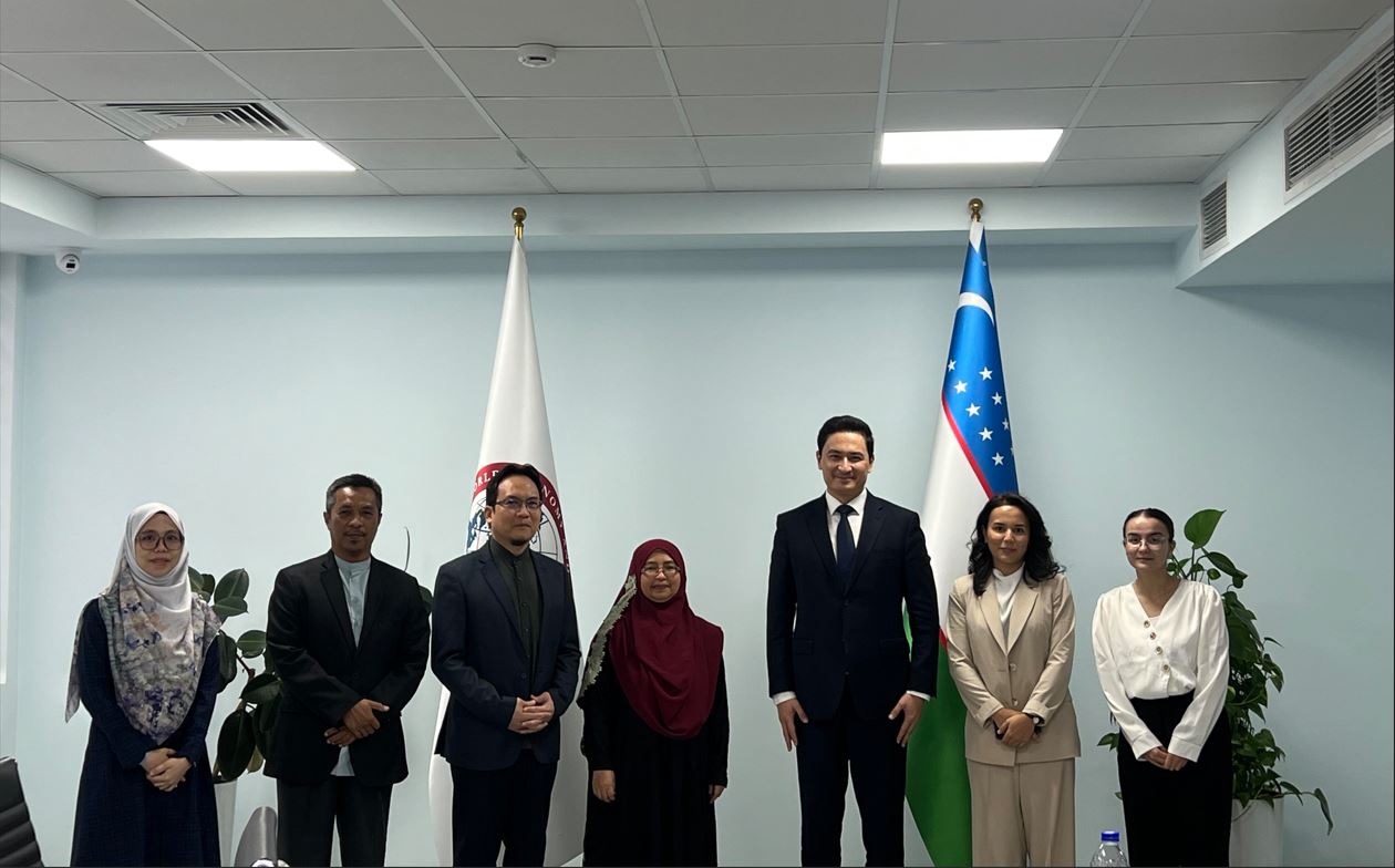 Guest Lecture by Professors of the University of Malaya Held at UWED
