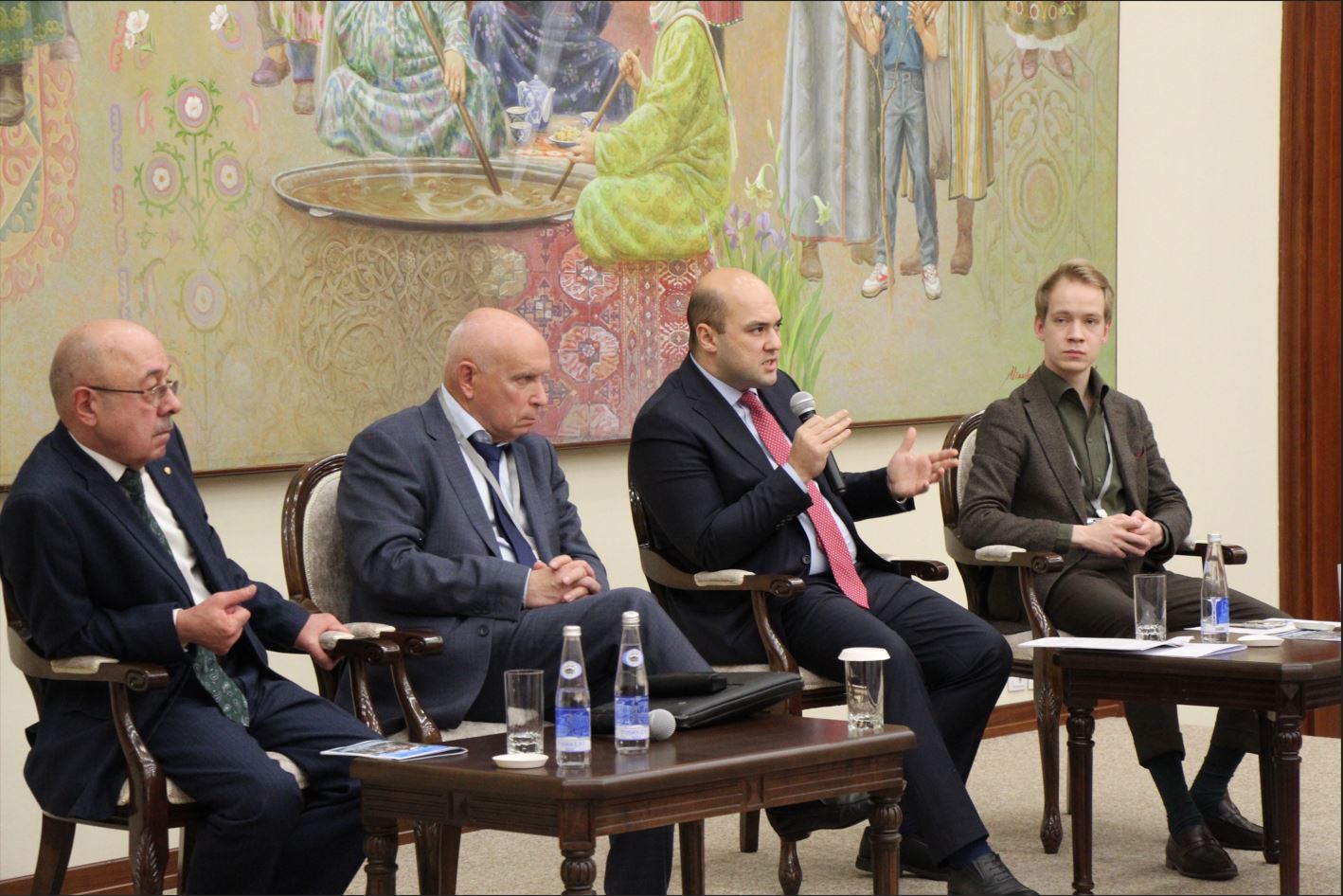 The First Vice-Rector of UWED took part in the forum of analytical centers