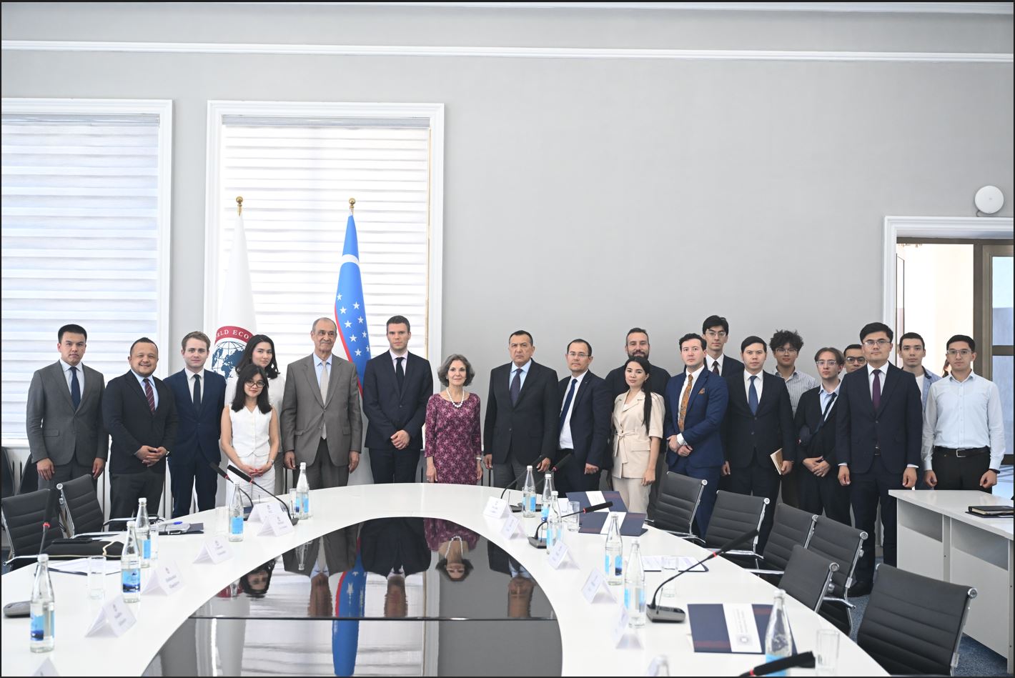 JIDUda O‘zbekiston va Fransiya o‘rtasidagi hamkorlikni chuqurlashtirish hamda Markaziy Osiyo va Yevropa Ittifoqi o‘rtasidagi aloqalarni mustahkamlash yo‘llari muhokama etildi
