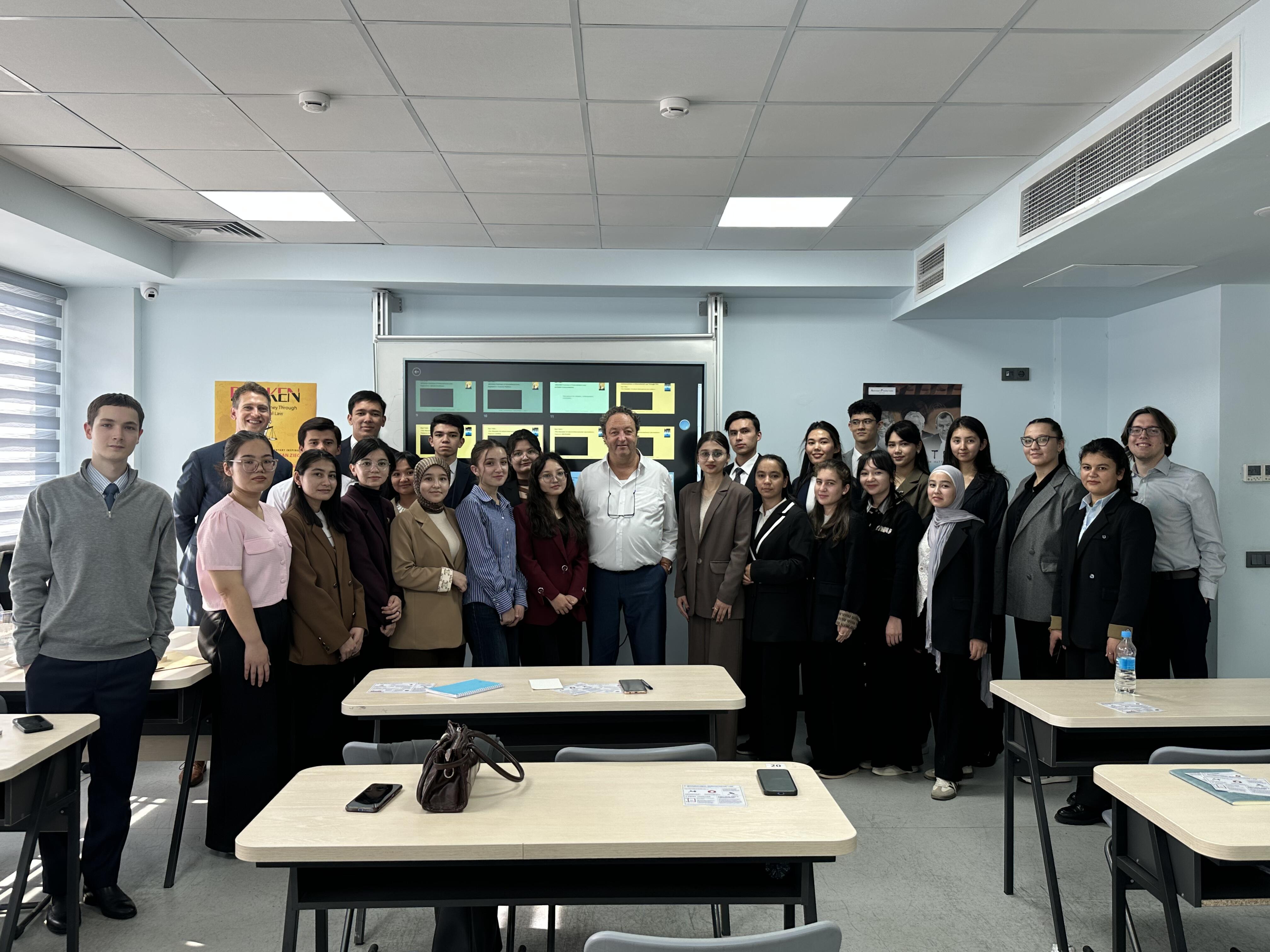 JIDUda Gumanitar huquq bo‘yicha mutaxassis Professor Stefan Ziegler ma’ruzasi tashkil etildi