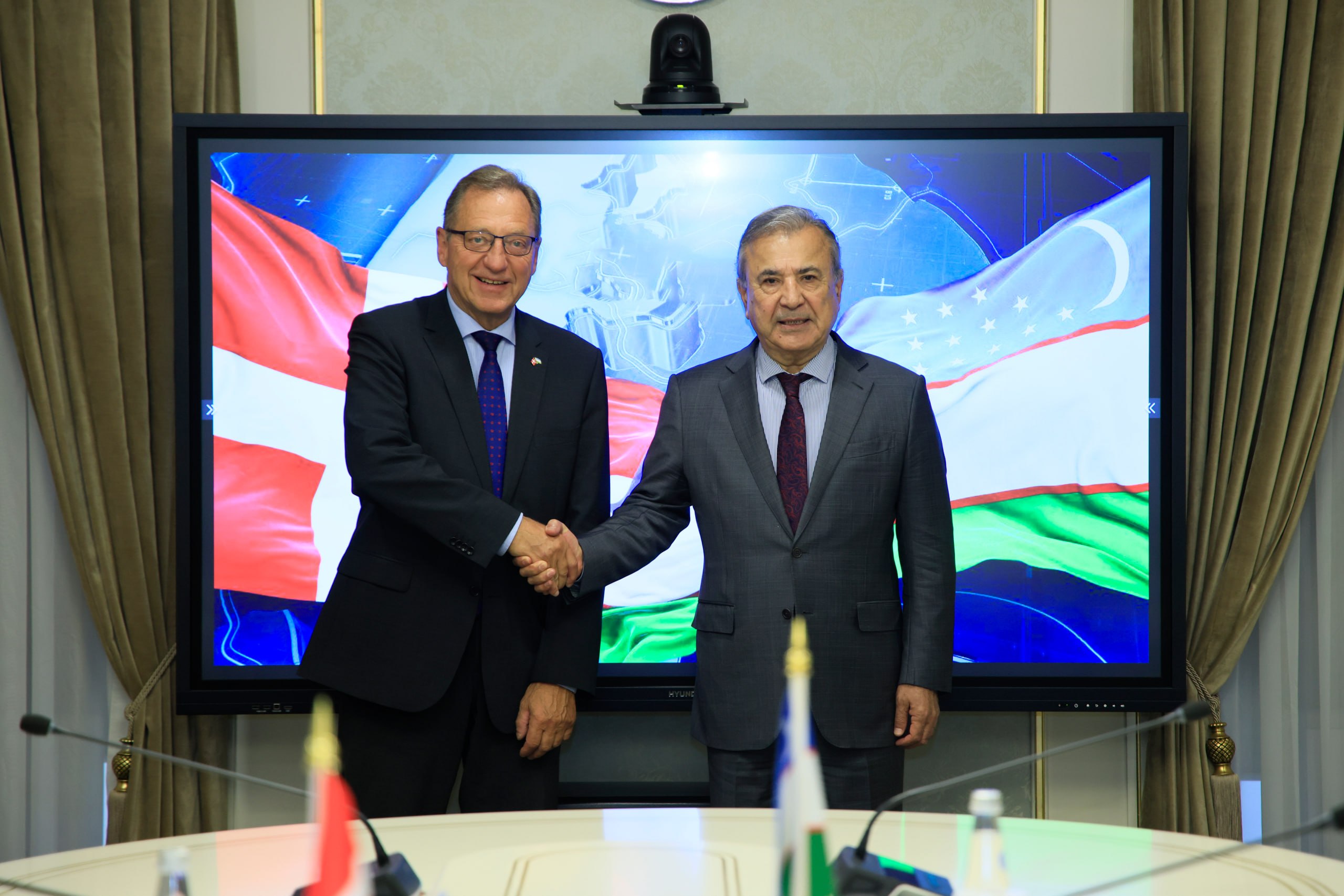JIDU rektori Daniya Tashqi ishlar vazirligining Markaziy Osiyo boʻyicha maxsus vakili bilan uchrashdi