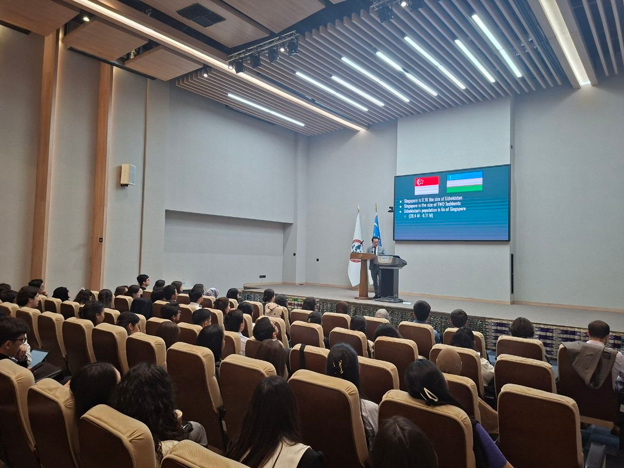 В УМЭД выступил с мастер-классом магистрант Джорджтаунского университета, научный сотрудник Банкер-коллегии Института изучения дипломатии