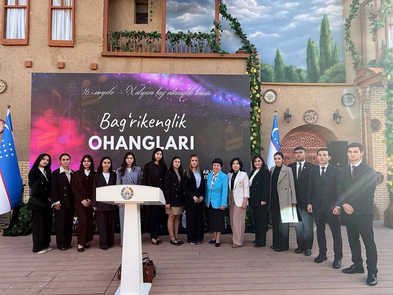 “Oʻzbekiston – millatlararo totuvlik va diniy bagʻrikenglik yurti” mavzusida davra suhbati