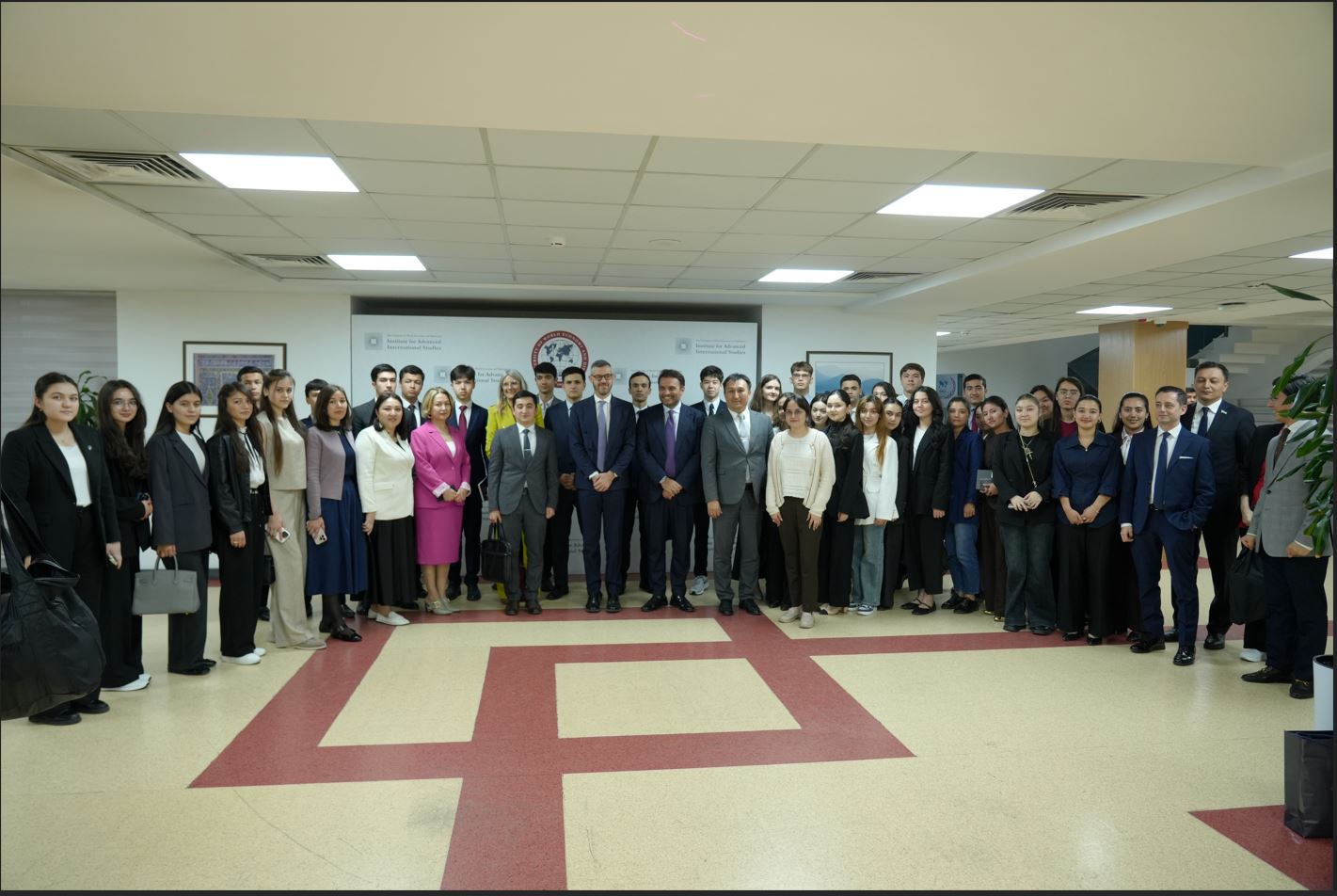 UWED Students Meet with a Delegation from the Italian Parliament