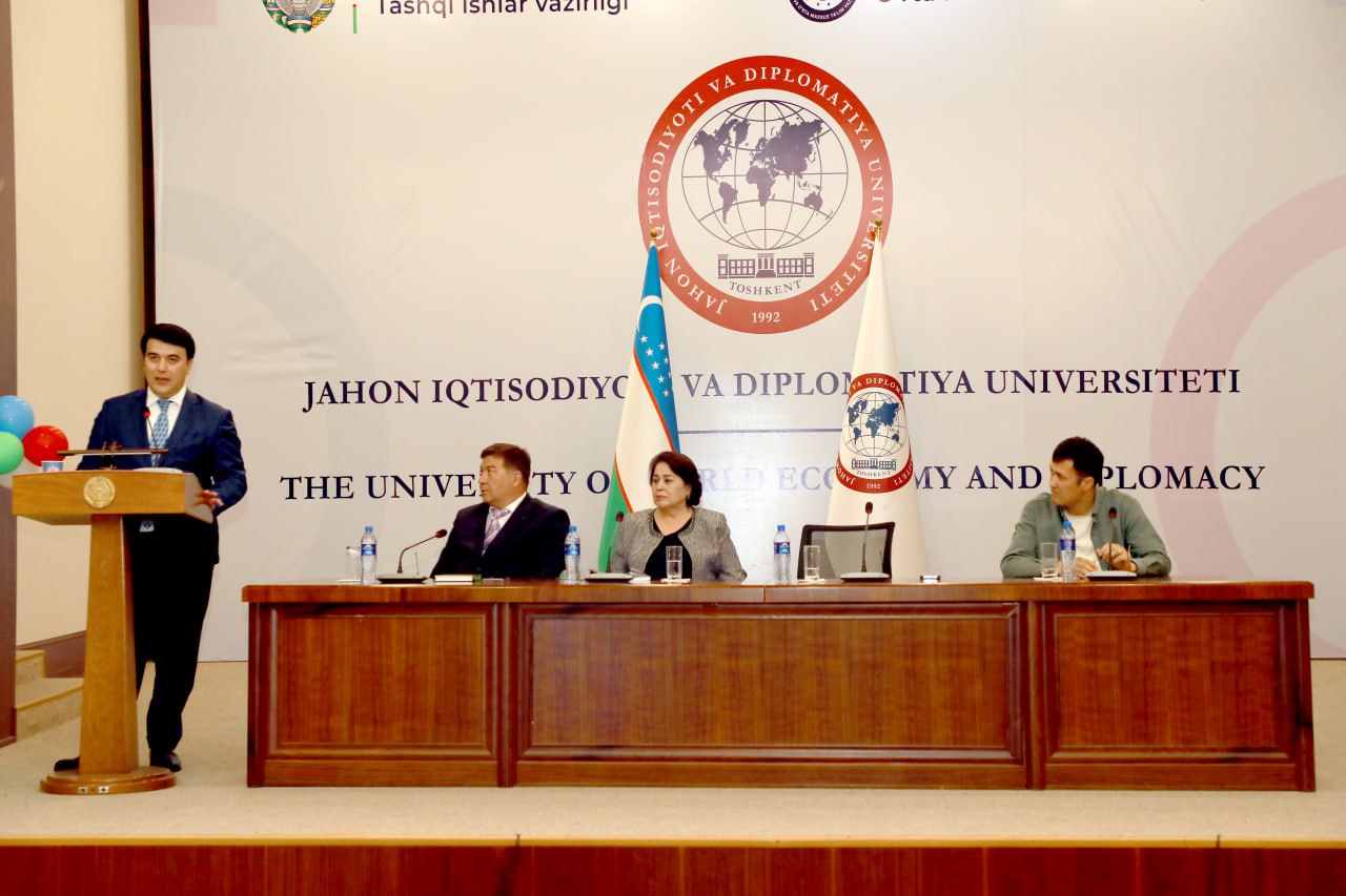 В Университете мировой экономики и дипломатии прошла встреча с членами Союза писателей Узбекистана