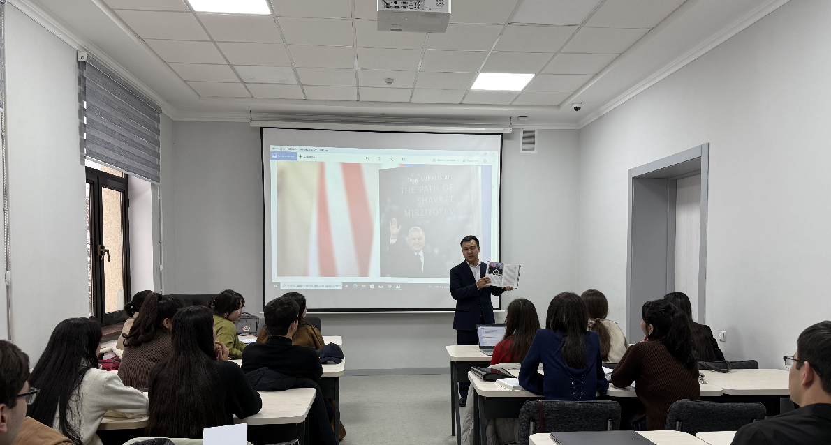 JIDUda “Yangi O‘zbekiston: Shavkat Mirziyoyev yo‘li” kitobi talabalar bilan birga o`rganildi