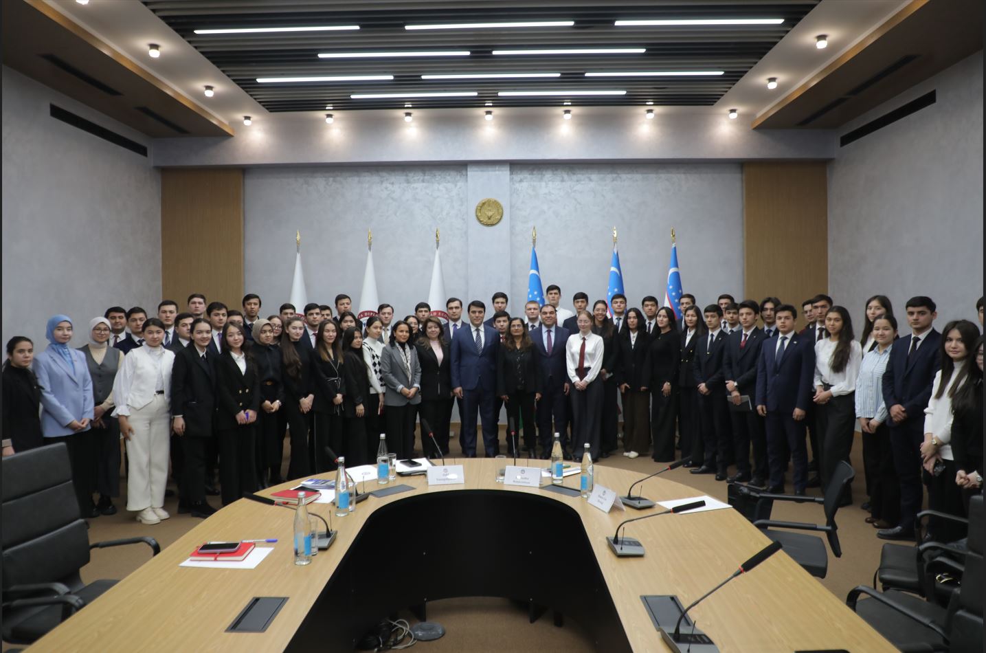 A meeting was organized between representatives of the United Nations Youth Office and students of the UWED